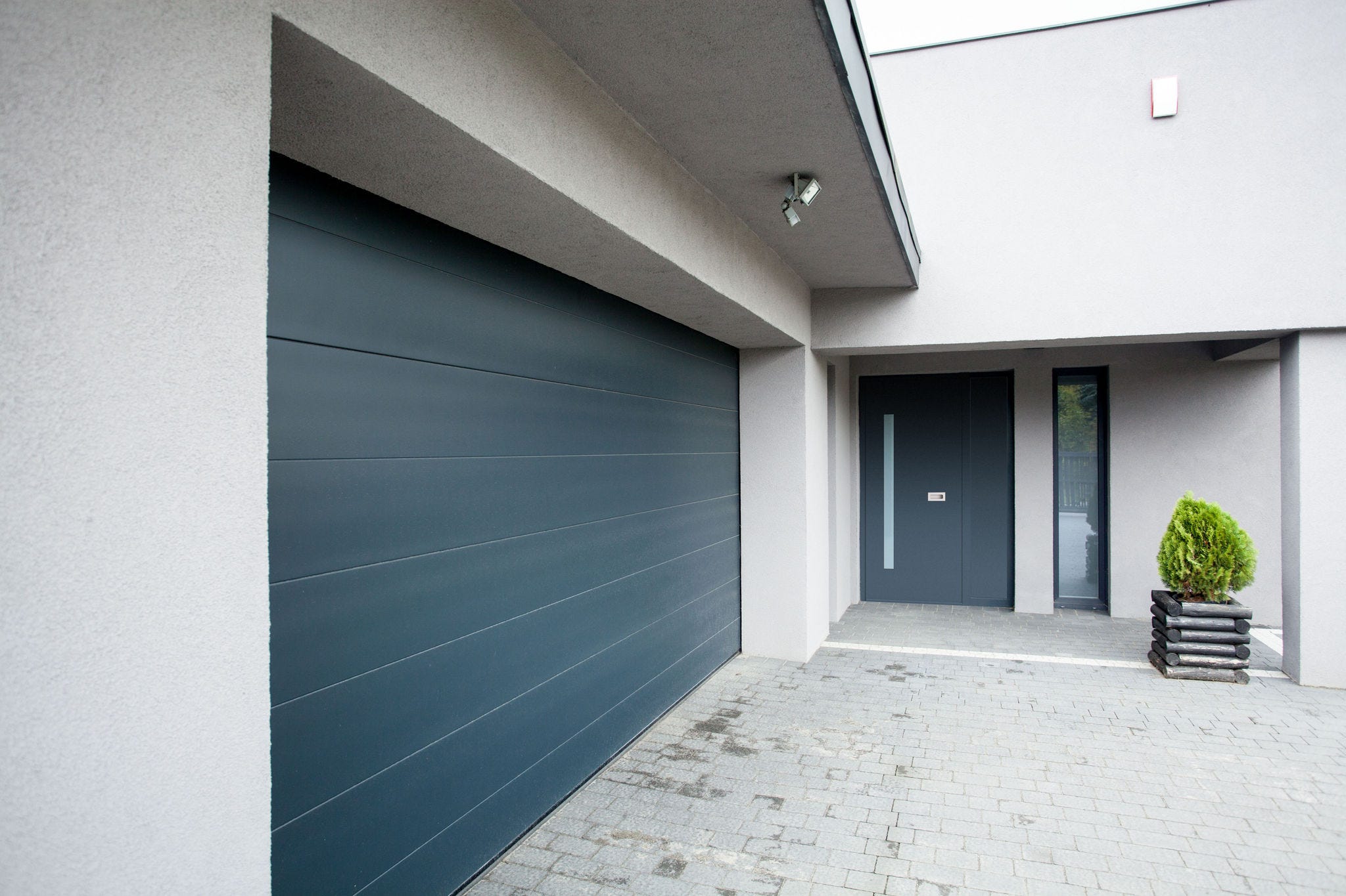 Aluminiowe drzwi wejściowe Decalu 88 Doors